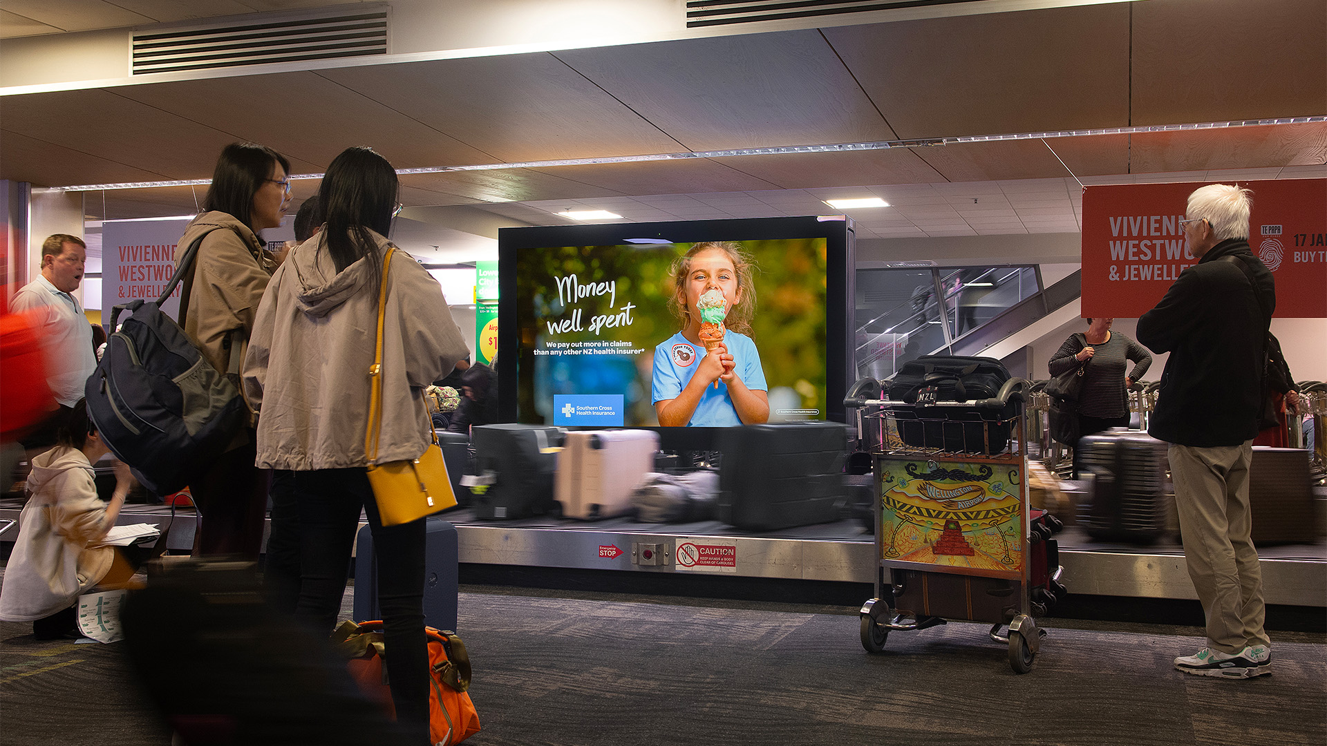 NZ_Airport_0010_Southern Cross Health Baggage Carousel_Wellington Airport