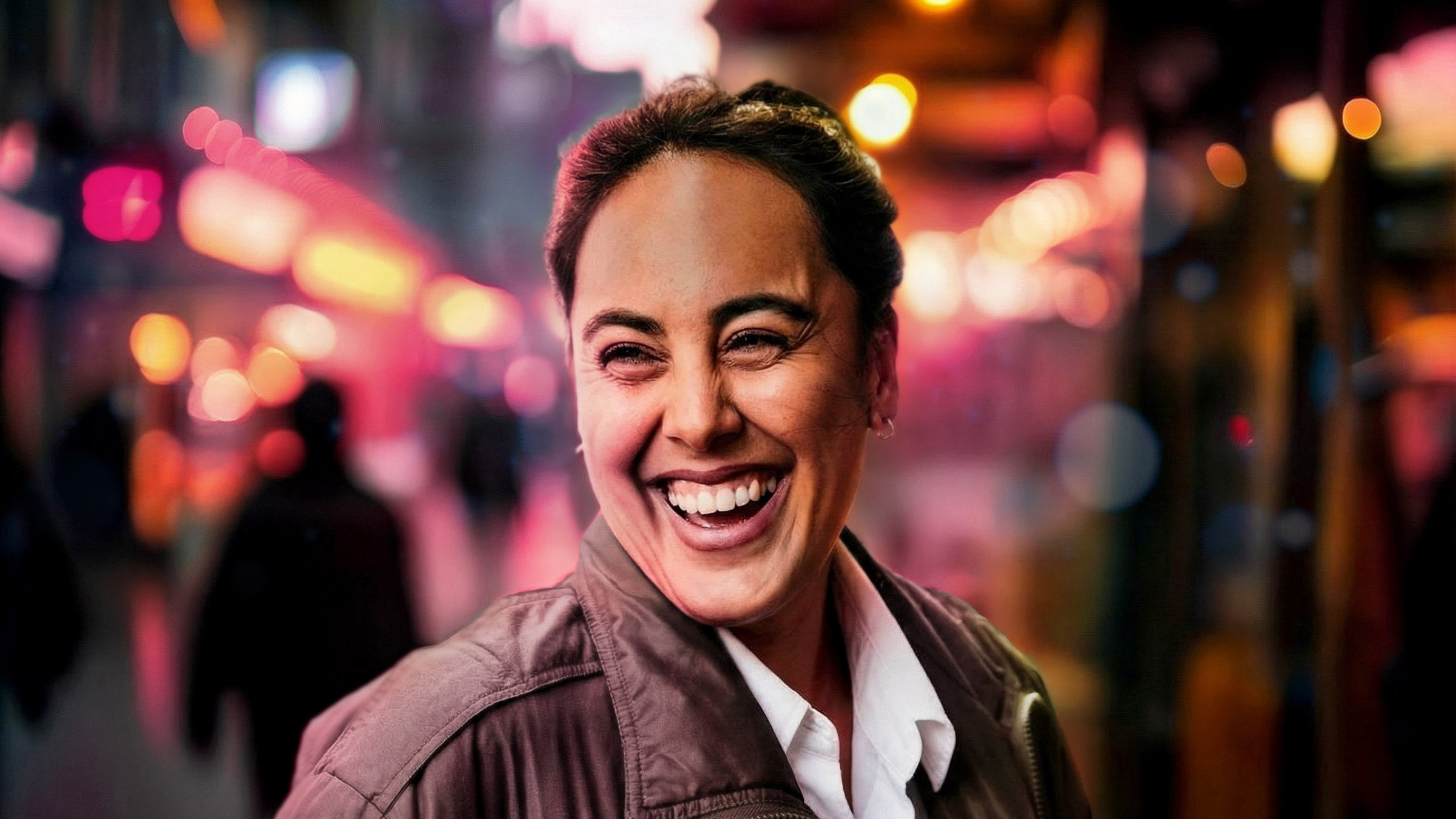 NZ_Māori Woman 1920 x 1080